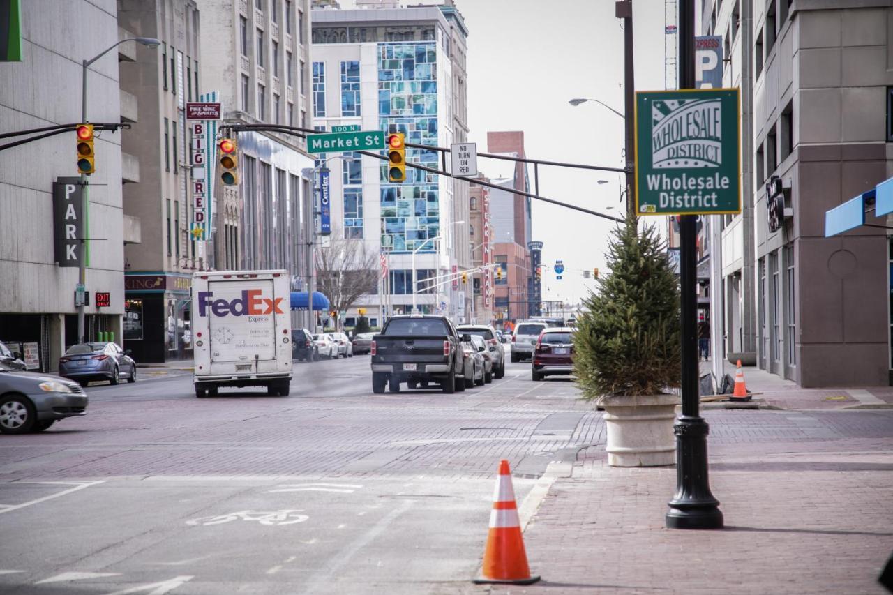 Frontdesk Penn Street Tower Apts Downtown Indy Apartment Indianapolis Ngoại thất bức ảnh